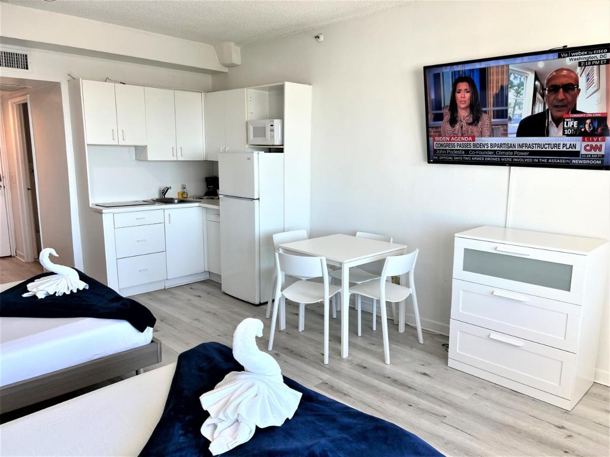 Ocean Front Units At Miami Beach Exterior photo