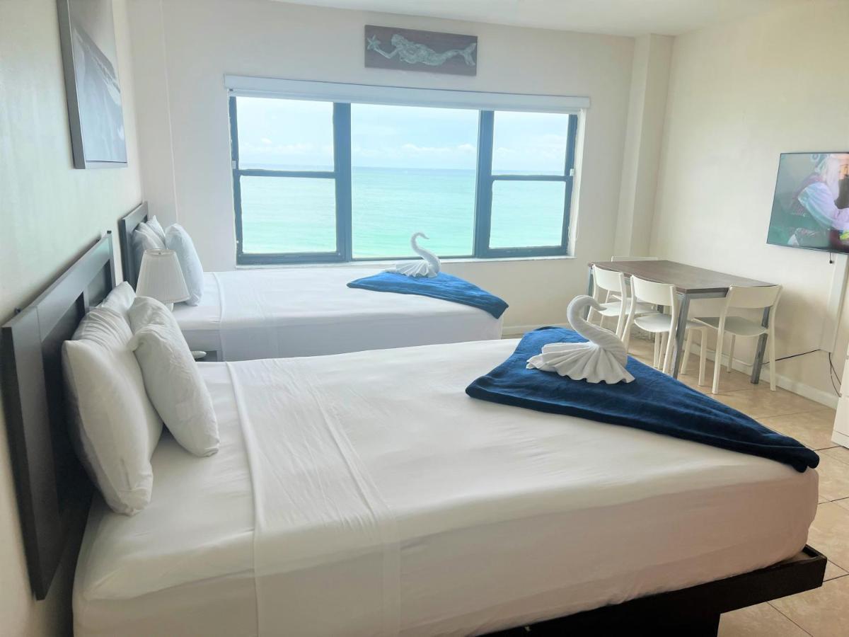Ocean Front Units At Miami Beach Exterior photo